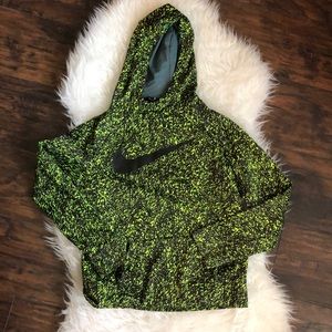 Nike | Boys’ Dri-Fit Swoosh Logo Hooded Sweatshirt